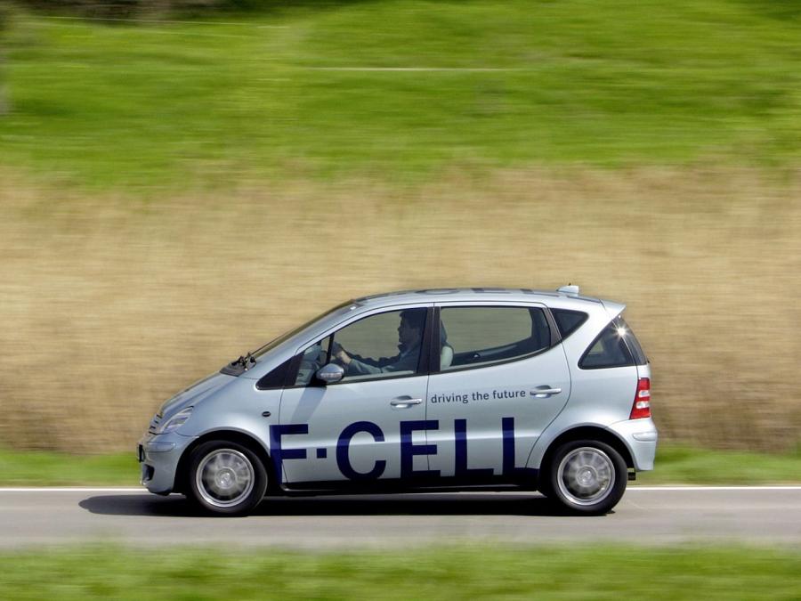  Mercedes-Benz A-Class F-Cell Concept 2000 года  (фото 2 из 15)